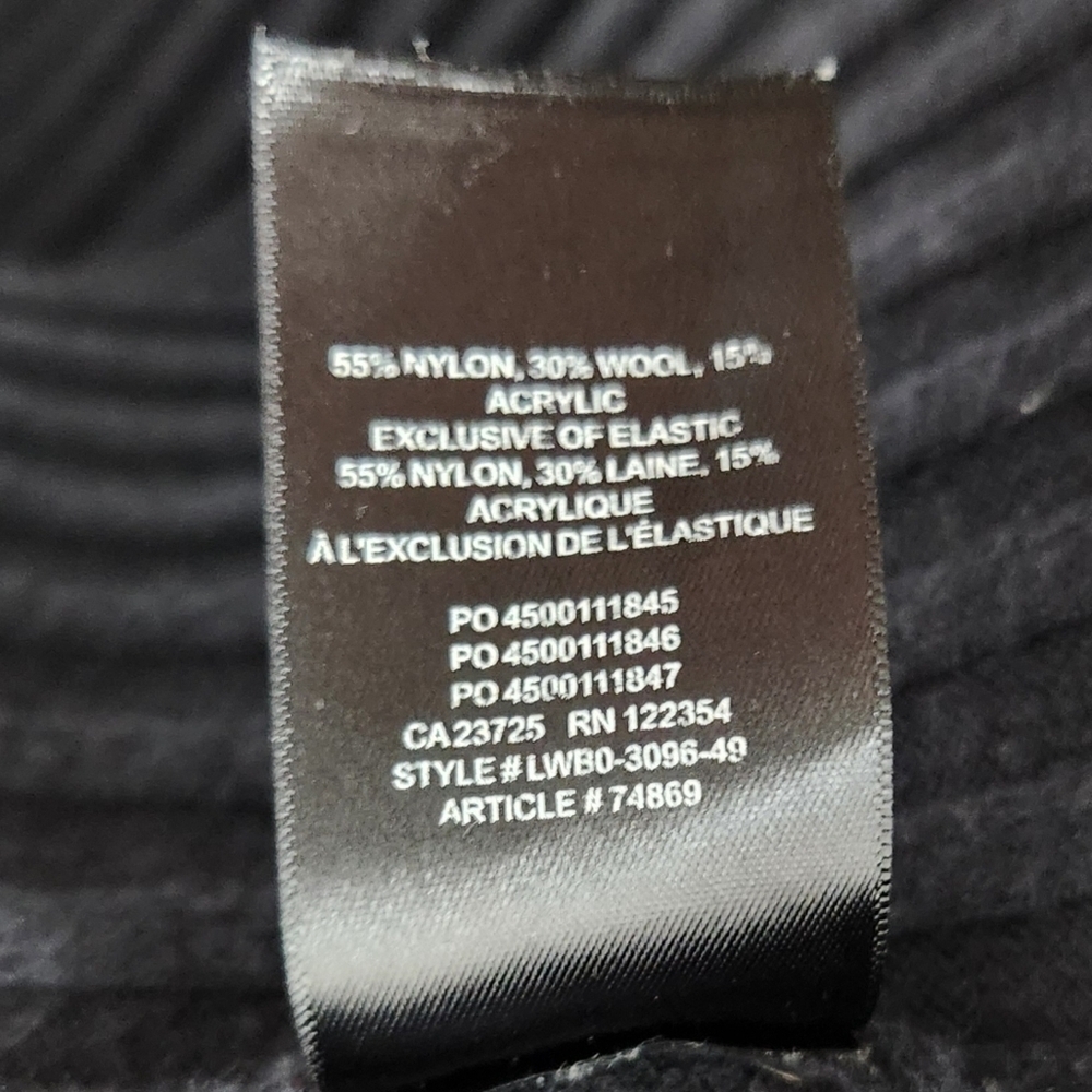 Aritzia Long Black Ribbed Lounge Coat - Picture 10 of 11